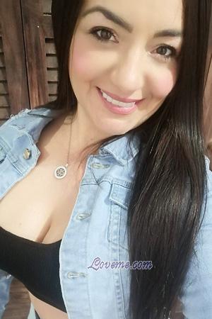 210451 - Johanna Age: 45 - Costa Rica