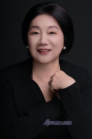 225544 - Samantha Age: 51 - China