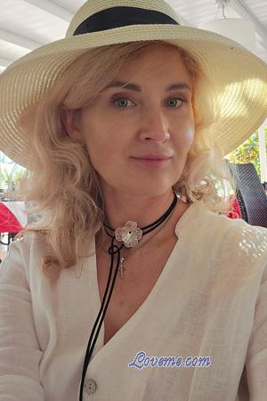227757 - Oksana Age: 51 - Ukraine